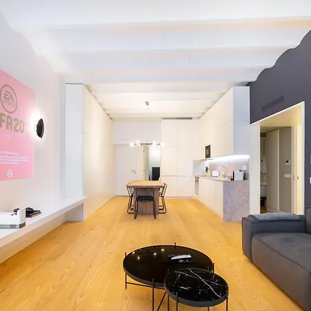 Apartment Whome | Ls48 Prime Location Upscale Family *