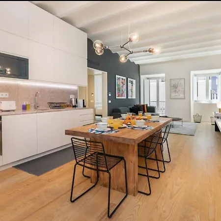 Whome | Ls48 Prime Location Upscale Family