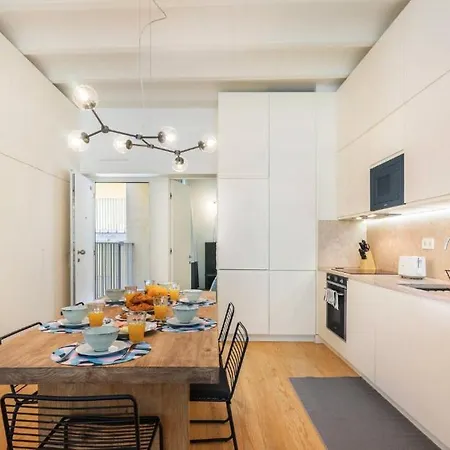 Whome | Ls48 Prime Location Upscale Family Апартаменты