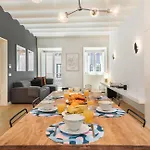 Whome | Ls48 Prime Location Upscale Family Апартаменти *