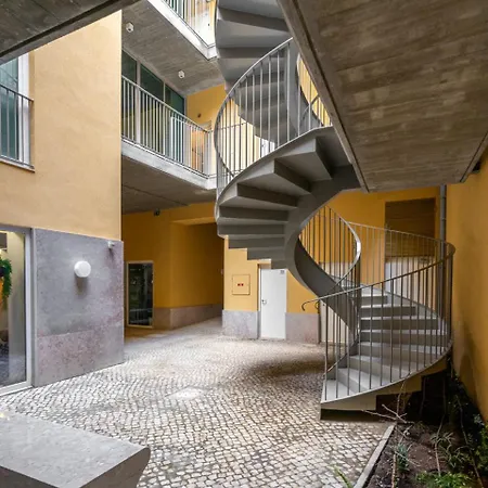Whome | Ls48 Prime Location Upscale Family * Lisboa